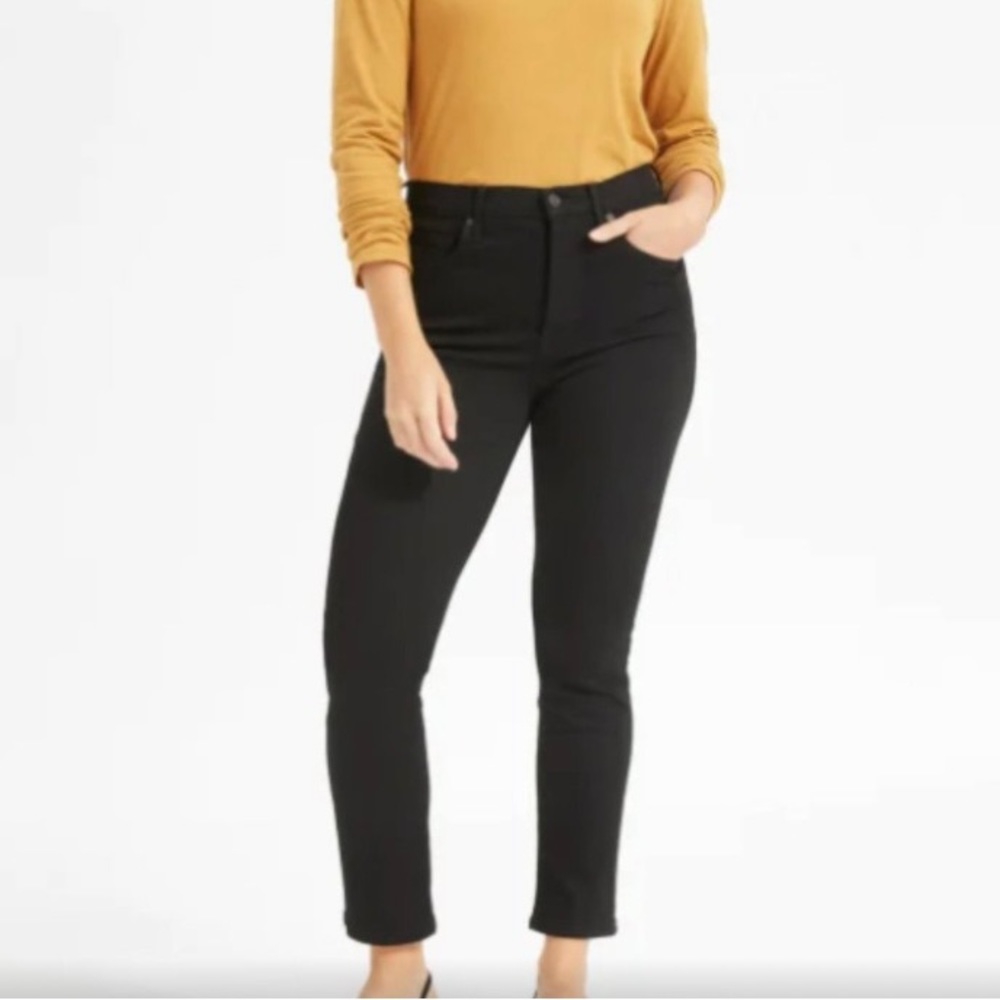 Everlane High Rise Slim Straight Jeans
